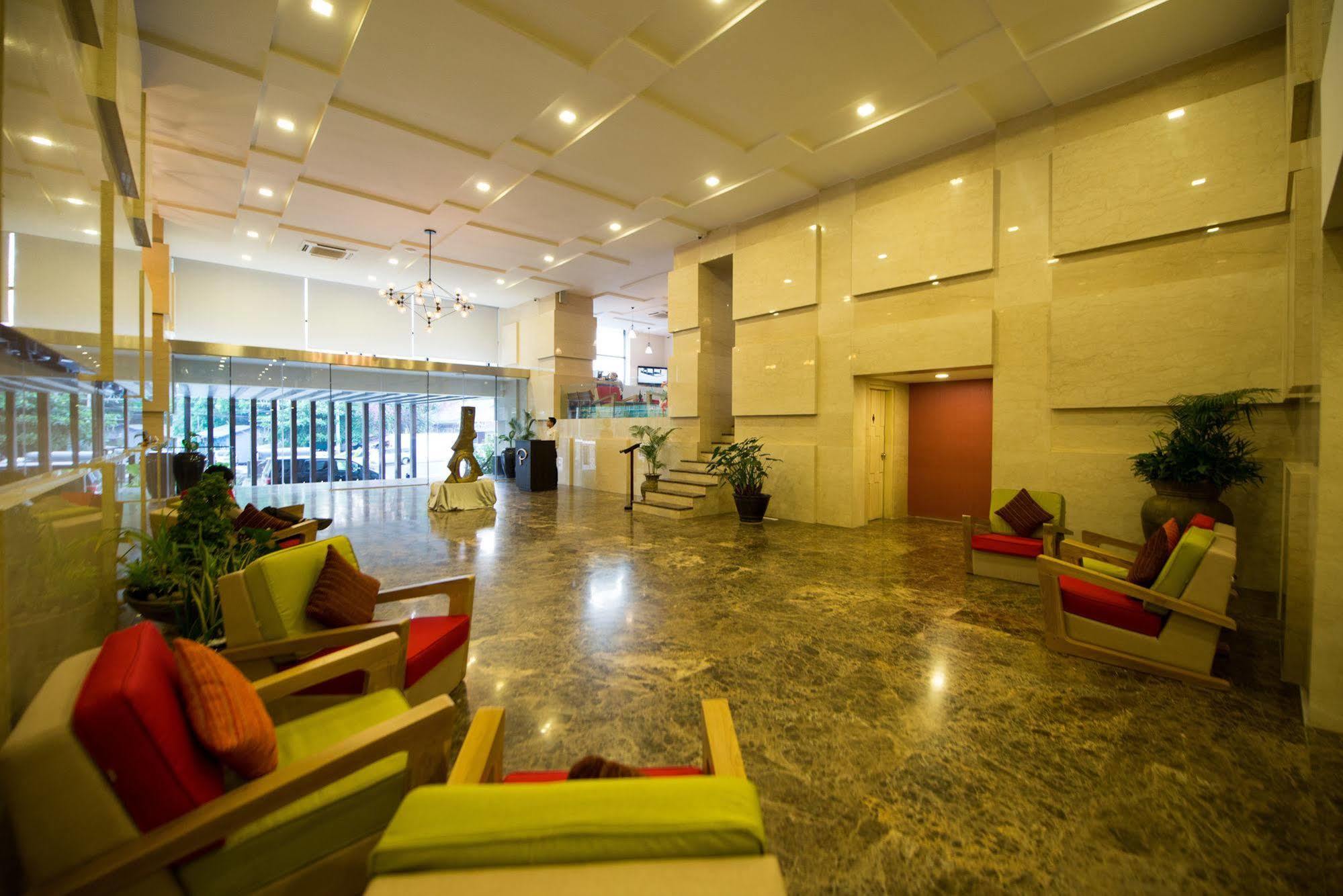 Hotel Parami Yangon Exterior photo